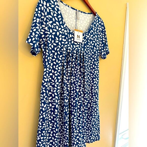 Noracora dress NWT - Picture 1 of 7